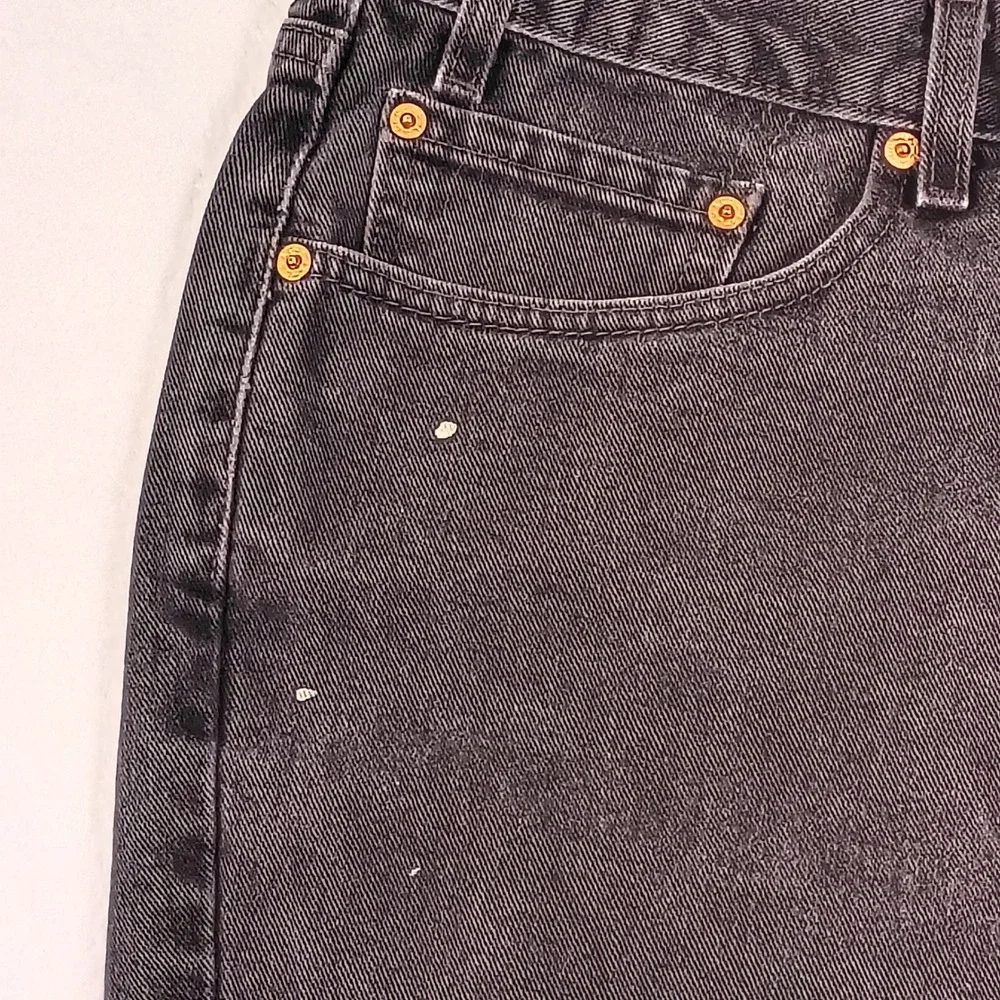 Vintage Levis 550 Relaxed Fit Made in USA Black Wash Jeans Mens 44x30 Fit 42x28